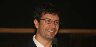 Noi sindaci, e quella corda intorno al collo che si stringe piano piano mastrosanti