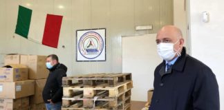 Daniele Leodori “Grazie a infermieri” zingaretti_leodori_magazzino_protezione_civile