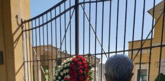 Galieti ha deposto una corona di fiori al Cimitero di Lanuvio galieti_camposanto