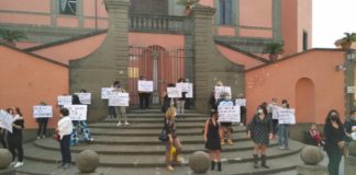 Silvani, Venanzoni e Iozzi ‘Vicini ai commercianti’ manifestazione_commercianti_marino_25_05