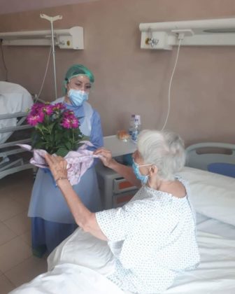 rsa_covid_genzano_festa_mamma_10_05_20