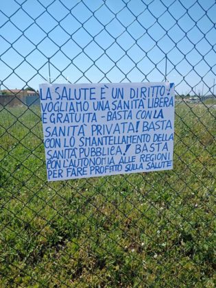 flash_mob_sanita_potere_al_popolo