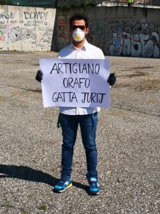 manifestazione_commercianti_grotta_02_05