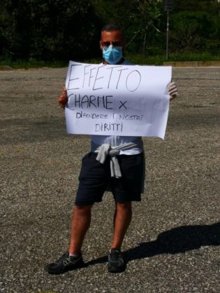 manifestazione_commercianti_grotta_02_05