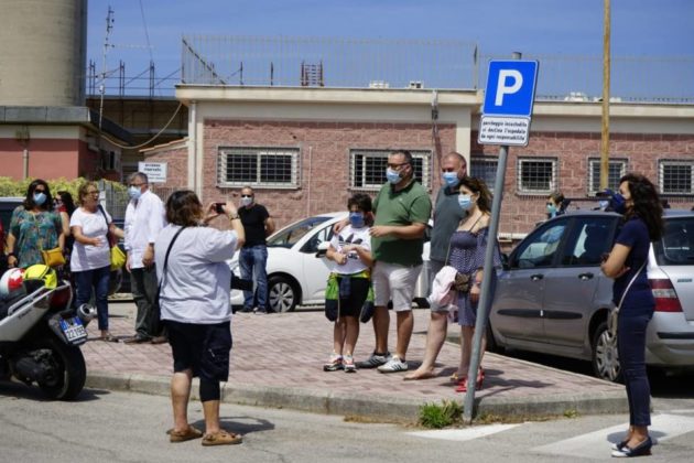 flash_mob_drive_in_24_05