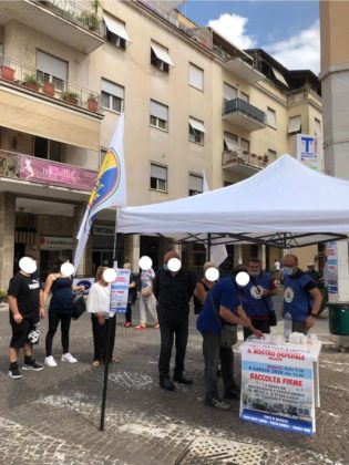 raccolta_firme_gl_velletri_colombo_04_07