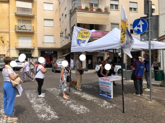 raccolta_firme_gl_velletri_colombo_04_07