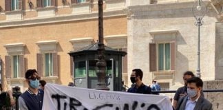 Inizia nel caos l’esame di Stato per gli psicologi a Roma protesta