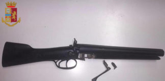 Borghesiana, nascondevano in casa 40 kg di marijuana fucile