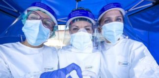 Coronavirus, bollettino della Regione Lazio del 29 Agosto operatrici_drive_in_roma_nord