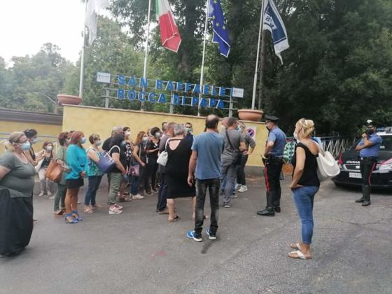 manifestazione_lavoratori_san_raffaele_rocca_di_papa_03_08