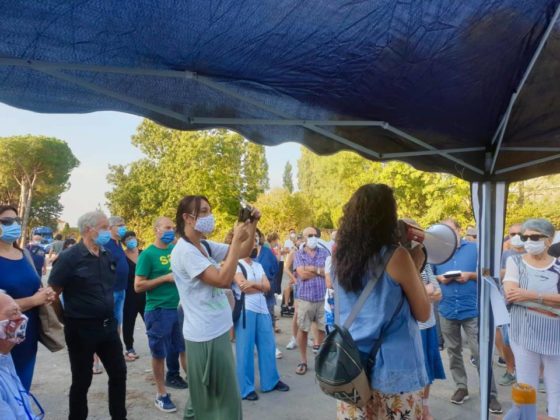 sit_in_la_puzza_ci_ammazza_12_09