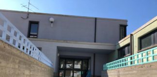 Nuovo look per la ringhiera della scuola dell’infanzia di Cocciano intervento_scuola_cocciano