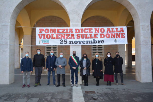 25_11_pomezia_dice_no_violenza_donne