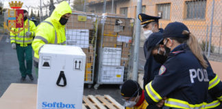 Ciampino, scortati dalla Polizia di Stato ulteriori lotti vaccinali ciampino_scortati_polizia_lotti_vaccinali