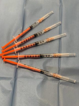 vaccino_anti_covd_foto_asl_roma_6