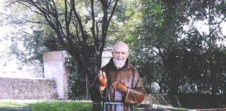 Grottaferrata, la storia infinita della statua di Padre Pio foto_padre_pio