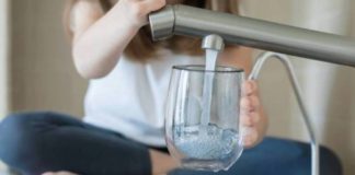 Pomezia, l’acqua arriva in via delle Monachelle acqua