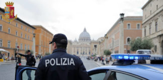 Albano, soccorso un neonato privo di sensi polizia