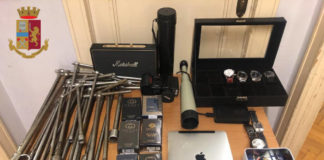 Centocelle, scoperto dalla Polizia mercato nero di merce rubata