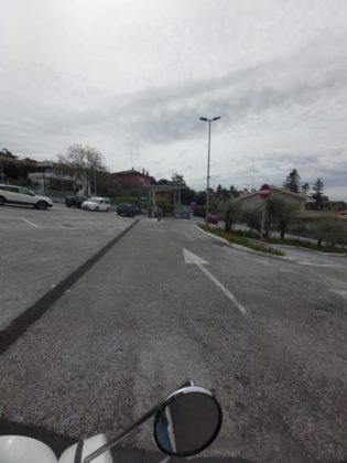 parcheggio_regina_apostolorum