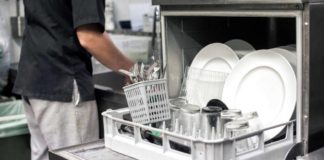 Lavastoviglie, gli errori da evitare per utilizzarla al meglio