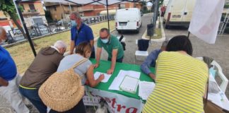 Pavona, ancora grande afflusso al banchetto-firme contro il riavvio della discarica