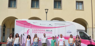 La Carovana della Prevenzione a Pomezia, 70 screening mammografici in piazza Indipendenza