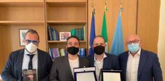 Cultura, Michele Cioffi premiato in Consiglio regionale per “Non avrai bisogno di chiedere”