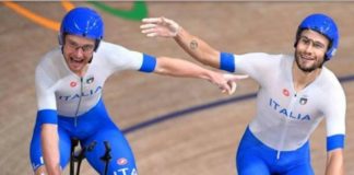 Tokyo 2020, una foto al giorno: il treno della pista è azzurro