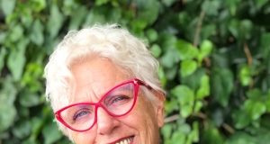 Arriva al Teatro Manzoni di Roma “L’inquilina del piano di sopra”, con Paola Tiziana Cruciani e Pietro Longhi cruciani