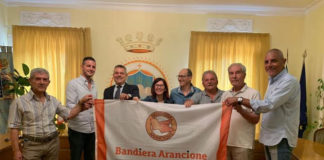 A Nemi domenica 3 ottobre il Touring Club Italiano organizza la Caccia ai Tesori Arancioni