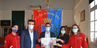 Giornata mondiale dei diritti dei bambini, il centro commerciale Sedici Pini dona al Comune di Pomezia 20 buoni giocattolo per le famiglie in difficoltà