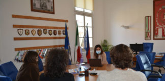 Studenti in piazza a Pomezia, l’incontro con l’Assessora Delvecchio