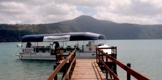 Il battello “Falco” torna in navigazione sul lago di Albano