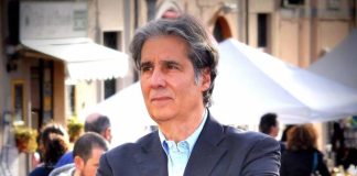 Andreotti conferma i contatti con la Lega