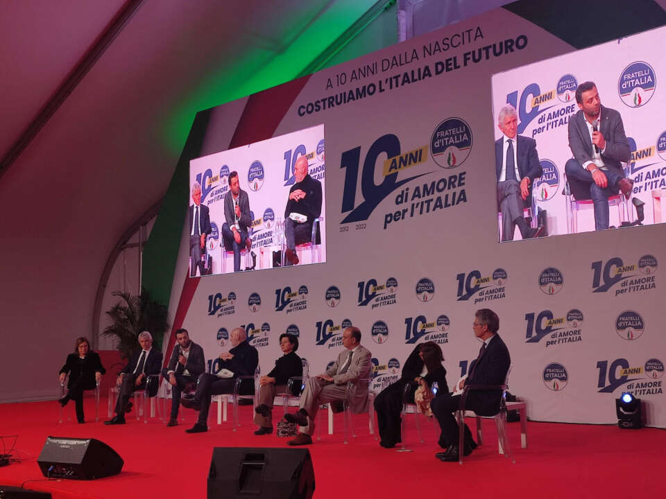 standingovationsinisa