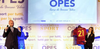 All’asta per solidarietà le maglie di Ronaldo, Totti , Dybala, Immobile e la racchetta di Djokovic eventopes1