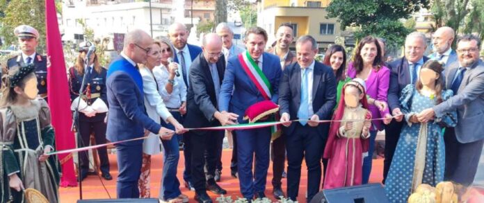 festauvavinotaglionastro