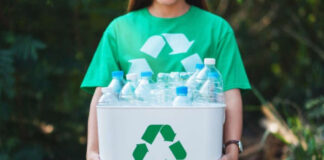 Raccolta differenziata, a Pomezia due ecocompattatori di nuova generazione per bottiglie e bevande in pet