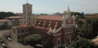 Grottaferrata, atto di vandalismo alla Parrocchia del Sacro Cuore chiesasacrocuoregrottaferrata