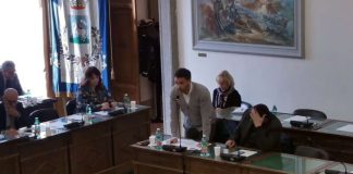 Marino, “Sportello Europa in Comune” e regolamento per i lavori su strade: dal Consiglio OK alle mozioni di FdI streamingconsigliomarinodelmastro