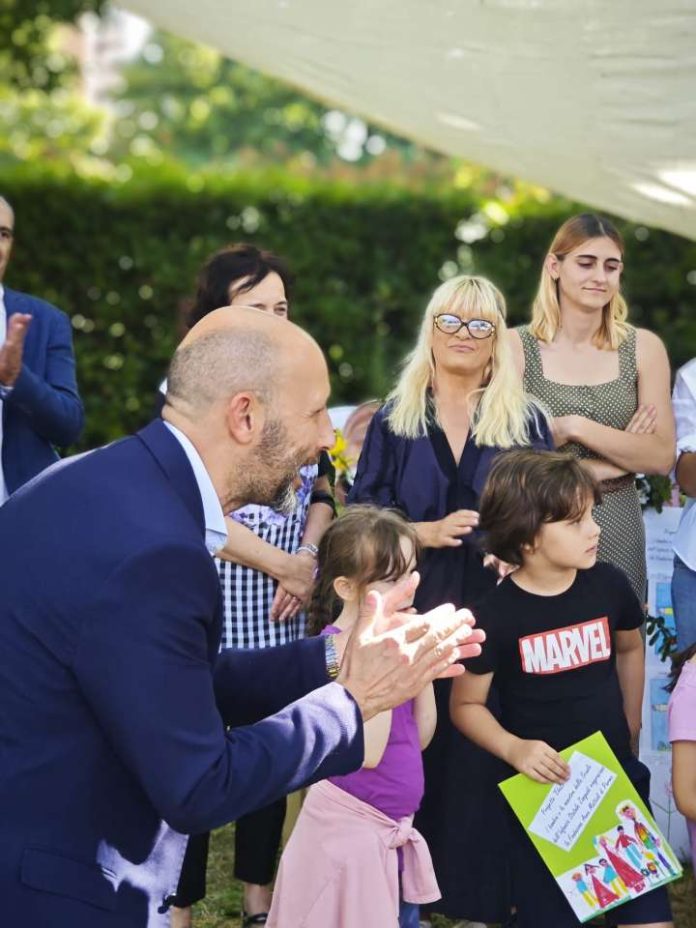 3f8f5926-382e-428e-be4a-ba8be52a2ad4