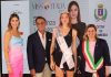Miss Italia: Con eleganza, portamento, capelli rossi e lentiggini Camilla Bodesmo trionfa a Pomezia