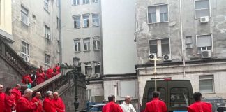 Napoli, l’Arciconfraternita dei Pellegrini nel segno della solidarietà: un bus in dono alla Comunità Famiglie Camaldoli