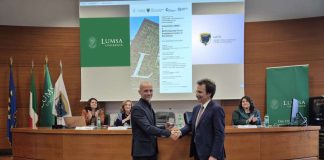 Università LUMSA e NATO Security Force Assistance firmato l’accordo di cooperazione Il colonnello Matteo Luciani (direttore direttore del NATO Security Force Assistance) e il prof. Francesco Bonini (rettore Università LUMSA). Sullo sfondo da sinistra il maggiore Ludovica Glorioso, la prof.ssa Di Maio e Nancy Varone