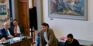Consiglio comunale di Marino approva all’unanimità mozione FdI su cassonetti intelligenti, Del Mastro: “Miglioriamo raccolta differenziata”