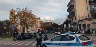 Ciampino, evade dai domiciliari e rapina un supermercato: arrestato nell’immediatezza dei fatti