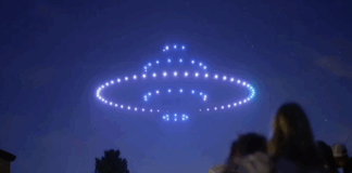 Oltre 250 droni nel cielo sopra a Zoomarine. A Ferragosto arriva “Drone & Music Show”, evento imperdibile con effetti speciali e coreografie mozzafiato