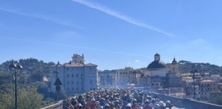 Grande successo per il IV Raduno dei Castelli Romani – Vespa Club Lanuvio: Ariccia al centro della passione vespistica